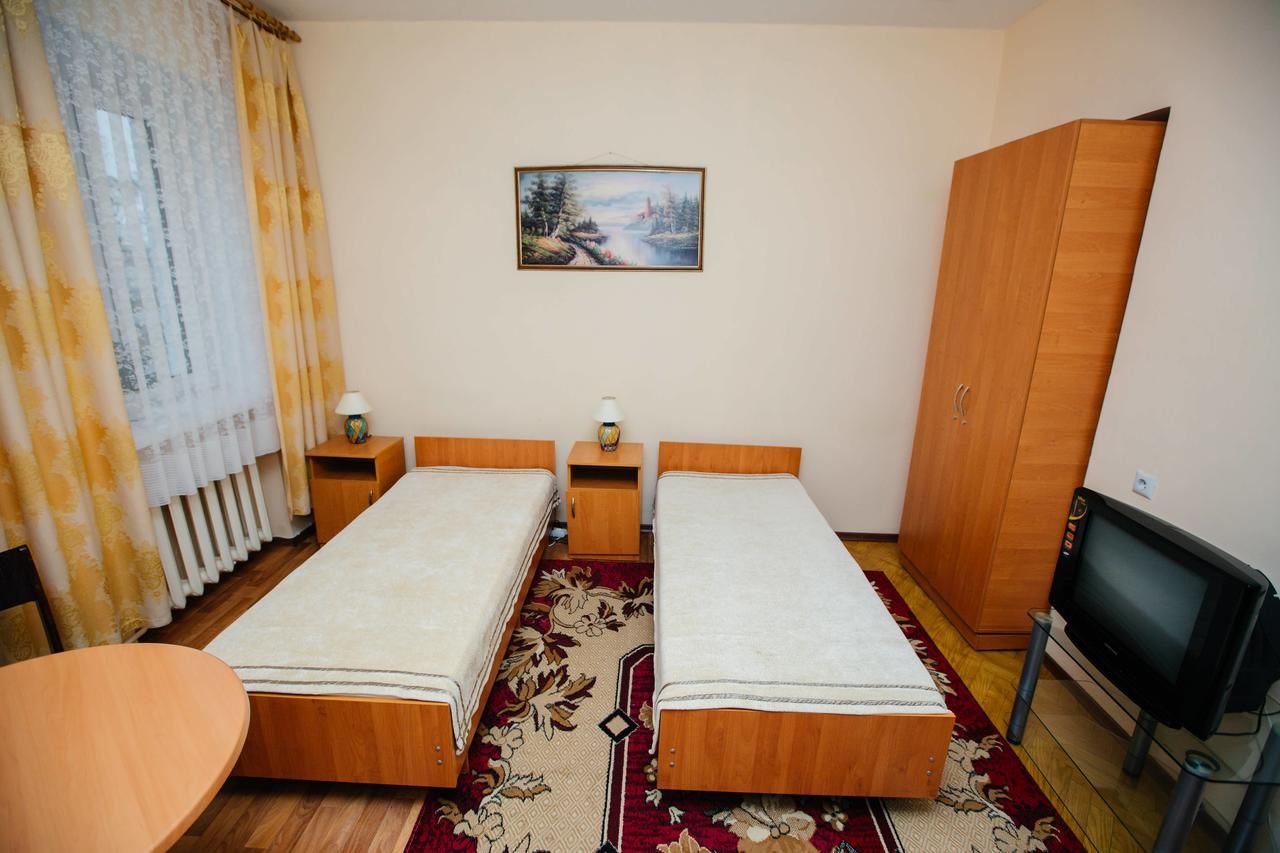 Отель Hotel Uyut Кременчуг