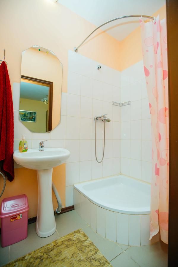 Отель Hotel Uyut Кременчуг