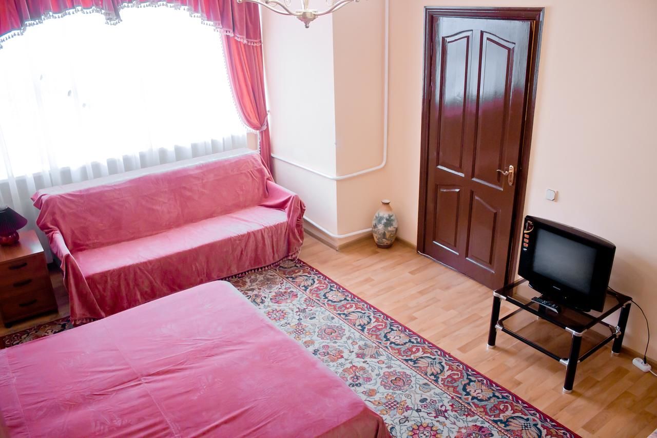 Отель Hotel Uyut Кременчуг