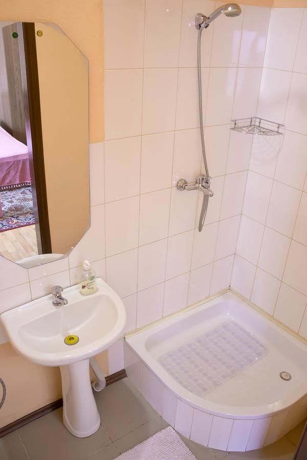 Отель Hotel Uyut Кременчуг-45